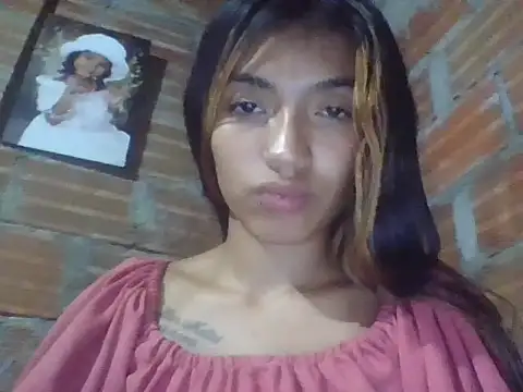 canelita0510 live cam on StripChat