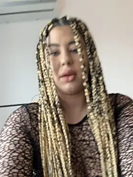 DaianaKimberly live cam on StripChat