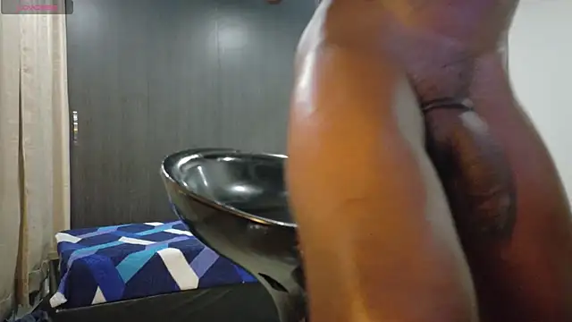 bigdanny_5 live cam on StripChat
