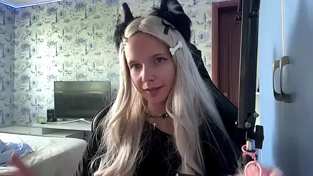PlumbicPart live cam on StripChat