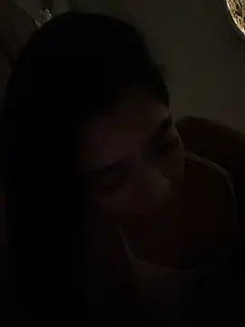 pocahontas6969 live cam on StripChat