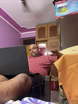 Dick_6inches_Delhi webcam