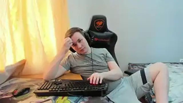 iliaskrislove webcam