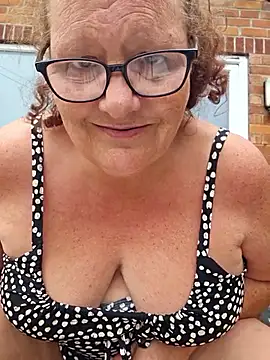 MissQueenBeex webcam