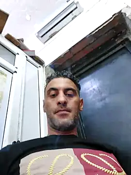 Mahdidido45 webcam