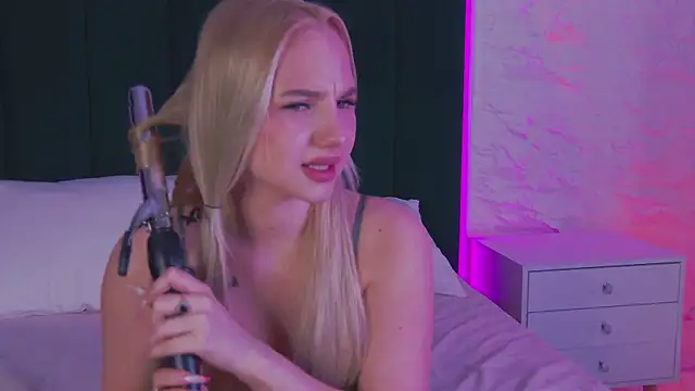 Sky_Cutie webcam