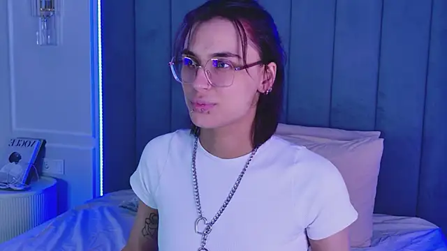 VioletAsh webcam