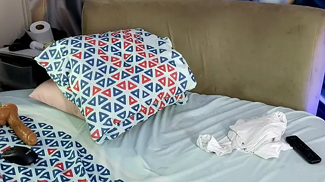rouxinferno_cr webcam