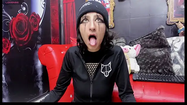 Evelin_Hellsing webcam