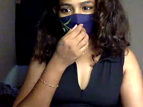 Nisha-moon webcam