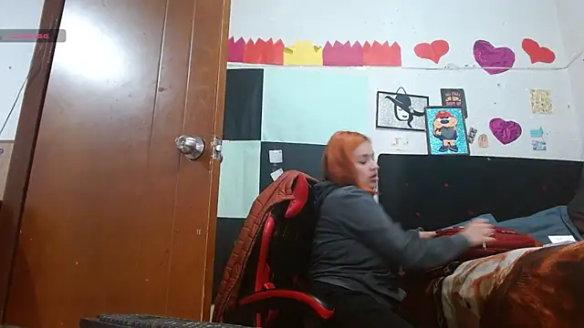 Saray_extrovert_ webcam