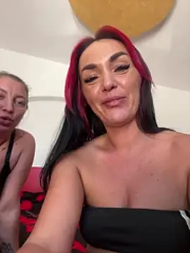 MeganFoxiyyy live cam