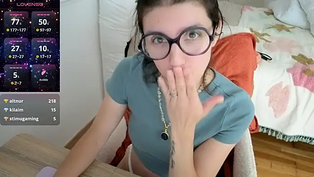 charlieangella live cam on StripChat