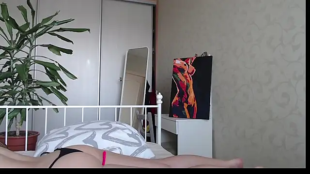 ShyEvaa live cam on StripChat