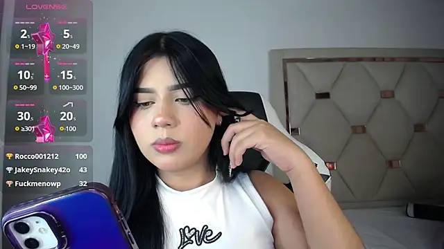 Ashley_piinkk_'s room