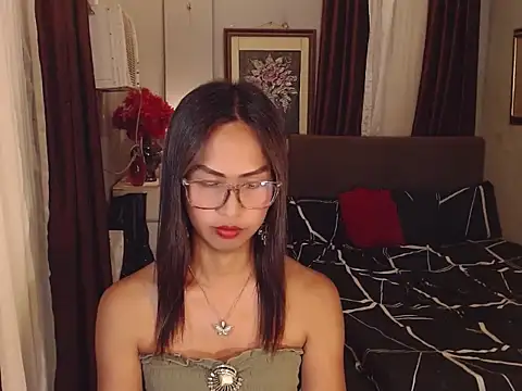 nathalieheartt (T milf) - huge and fresh cum to shoot