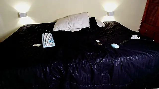 jordan_mm420 live cam