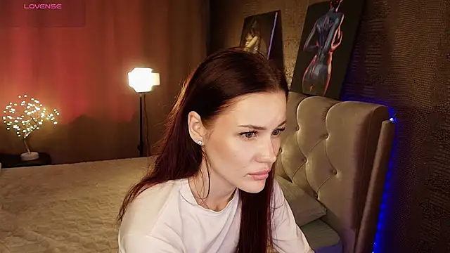 Watch Aria_Mila live on EroticFlix - High definition streams