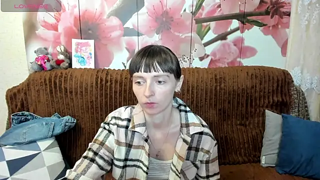 TayanaJons webcam