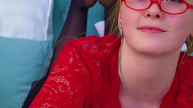 AgataFoxley live sex cam