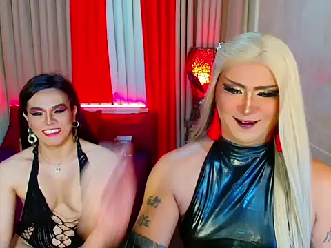 Wildest_Slave_Huntress webcam