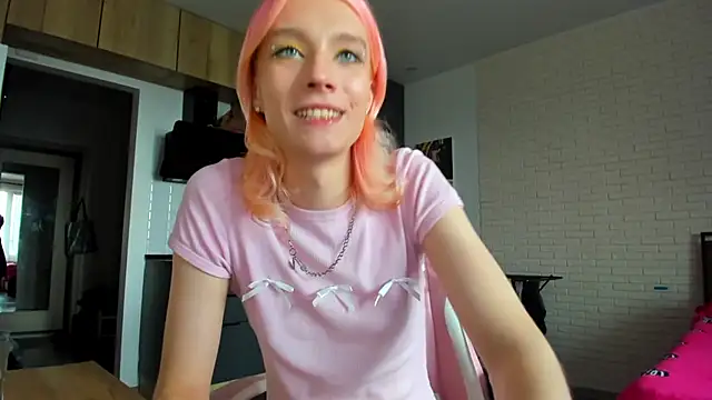 _Alice_Kitty Live Webcam on Stripchat