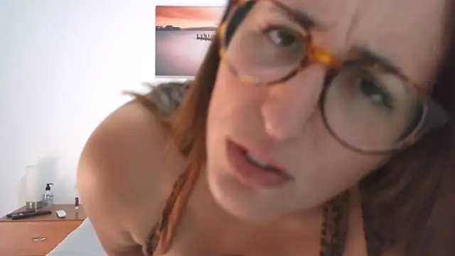 Maya_Brooke webcam