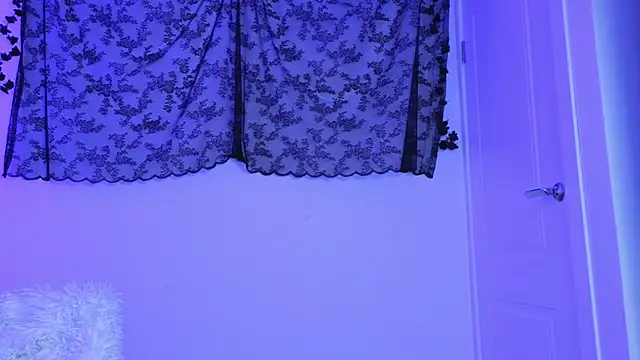 LilithMadden webcam