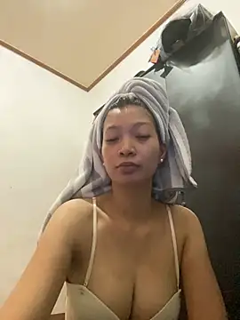 gig10 live cam on StripChat