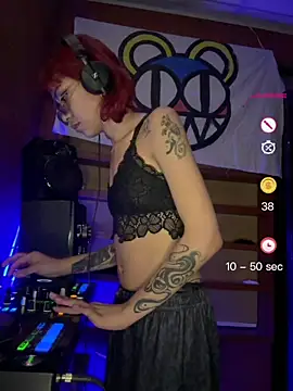 xLilyAngelx_ webcam