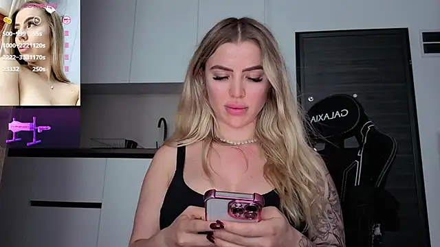 Megan_Ros