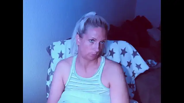 SexyJulia21 webcam