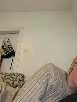 jannis1992 live cam