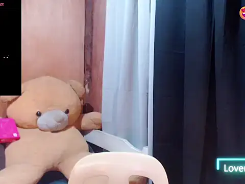 _Lylia webcam