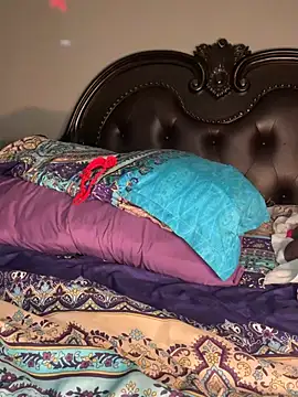 RenaThickAss live cam