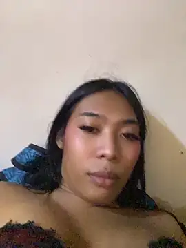 hugecock_tamira live sex cam