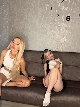 Velvet_Chaos webcam
