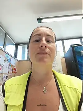 bichota85 live cam