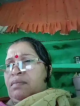 Manavi_x webcam