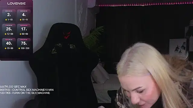 Maria_Shy webcam
