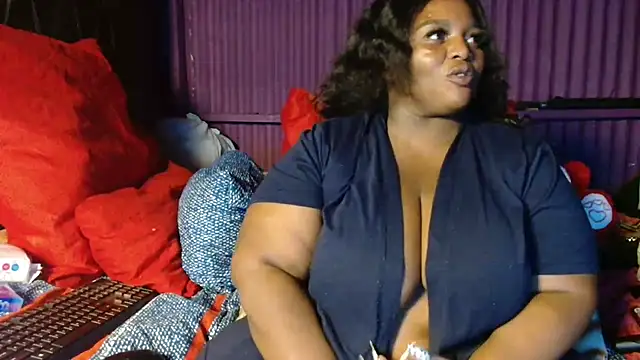 Bustyboobs02xx webcam