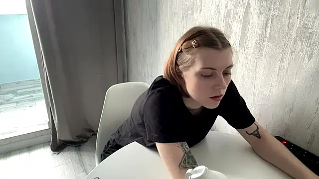 ShonnaTweddle webcam
