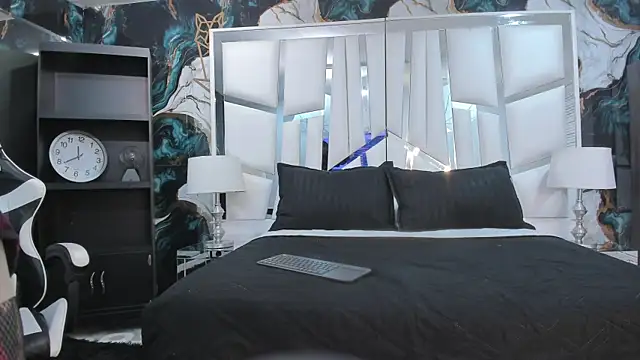 Goldentemptation_ webcam