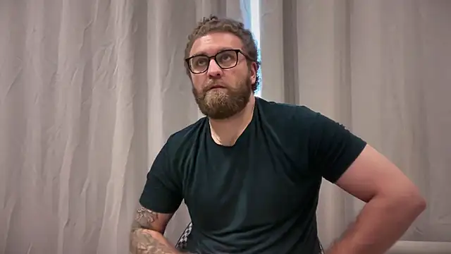 Bear_bear_ webcam