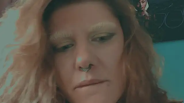 VivienDarkbloom webcam