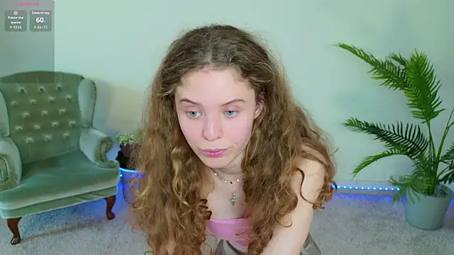 Mila_Stain webcam