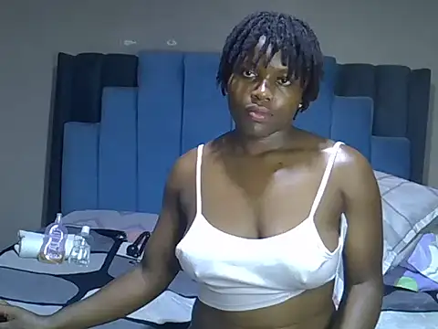 melanin_moon webcam