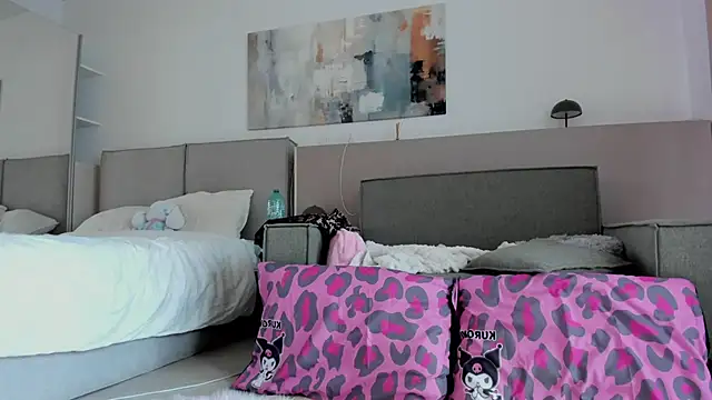 Neith_Cole webcam