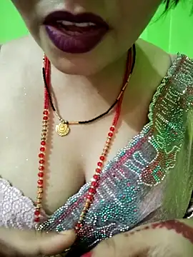 Curvy_shivani