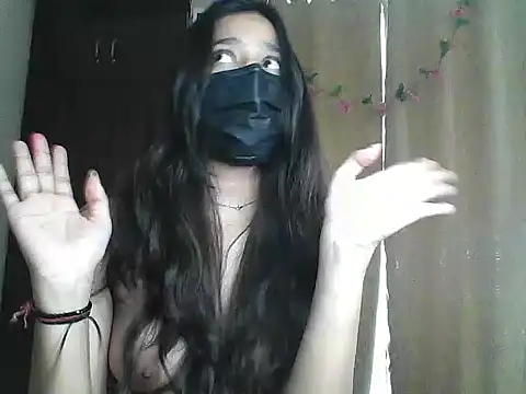 luvishika webcam